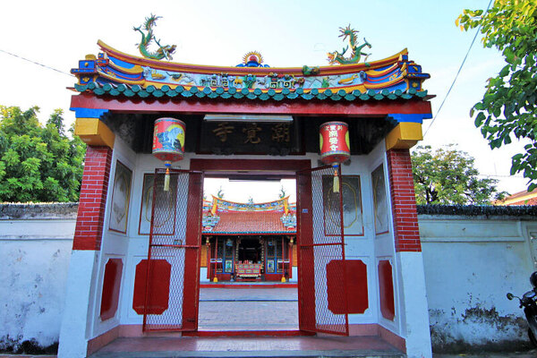 Vihara Dewi Welas Asih Cirebon