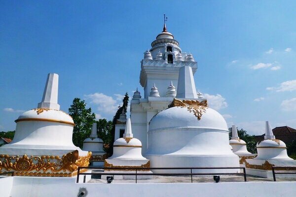 Vihara Tanah Putih