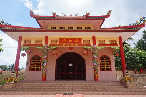 Kelenteng Cahaya Bhakti Jelitik